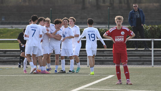 Durch den klaren Sieg im Westerwald-Duell gegen den JFV Wolfstein schöpft die Wirgeser B-Jugend neuen Mut im Regionalliga-Abstie Durch den klaren Sieg im Westerwald-Duell gegen den JFV Wolfstein schöpft die Wirgeser B-Jugend neuen Mut im Regionalliga-Abstie