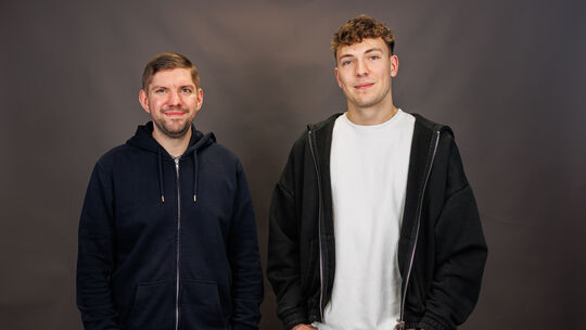 Lukas Erbelding (links) und Jona Heck sprechen im Podcast "SpoRZfreunde" über das fußballerische Geschehen in der Region. Lukas Erbelding (links) und Jona Heck sprechen im Podcast "SpoRZfreunde" über das fußballerische Geschehen in der Region.