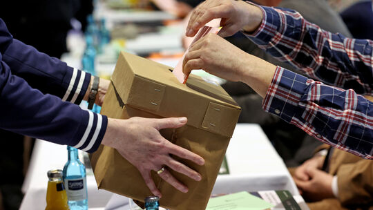 Der Vorsteher der Jagdgenossenschaft Winnerath wurde vergangenes Jahr mit 13 Ja- und 15 Nein-Stimmen gewählt – und das, obwohl i Der Vorsteher der Jagdgenossenschaft Winnerath wurde vergangenes Jahr mit 13 Ja- und 15 Nein-Stimmen gewählt – und das, obwohl i