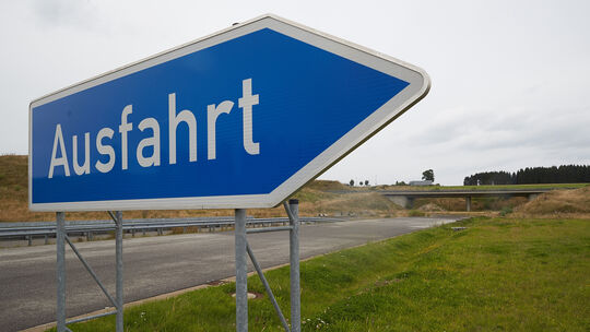Die Autobahn A1 endet bei Kelberg. Doch die insgesamt gut 25 Kilometer lange Lücke bis nach Blankenheim in NRW soll geschlossen Die Autobahn A1 endet bei Kelberg. Doch die insgesamt gut 25 Kilometer lange Lücke bis nach Blankenheim in NRW soll geschlossen