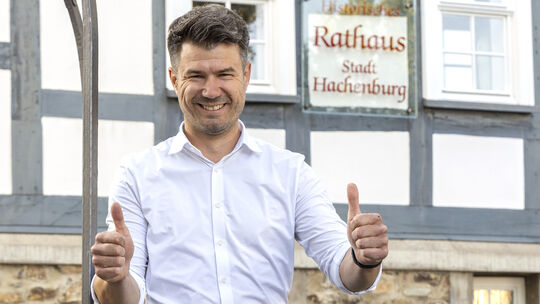 Hachenburgs Stadtbürgermeister Stefan Leukel spricht sich für eine Öffnung der Kirmesgesellschaft für Frauen aus. Dass die Mitgl Hachenburgs Stadtbürgermeister Stefan Leukel spricht sich für eine Öffnung der Kirmesgesellschaft für Frauen aus. Dass die Mitgl
