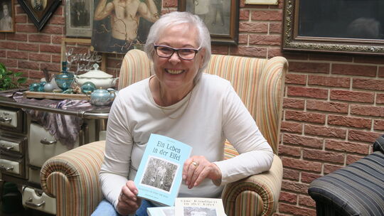 Mit ihrem neuen Buch "Ein Leben in der Eifel" beschreibt Inge Arenz das Landleben von früher und heute. Mit ihrem neuen Buch "Ein Leben in der Eifel" beschreibt Inge Arenz das Landleben von früher und heute.