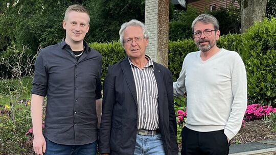 Der Bopparder Jürgen Johann (Mitte) wurde nach 21 Jahren als Kreischef beim Kreistag in Leideneck verabschiedet, sein Nachfolger Der Bopparder Jürgen Johann (Mitte) wurde nach 21 Jahren als Kreischef beim Kreistag in Leideneck verabschiedet, sein Nachfolger