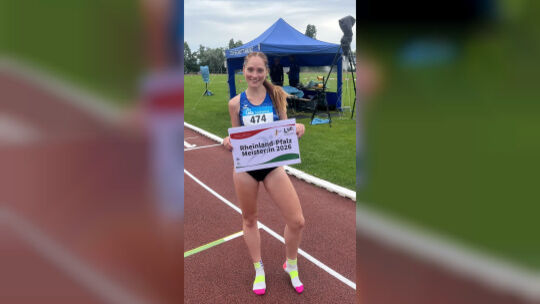 Lena Müller von der LLG Hunsrück ist die neue Rheinland-Pfalz-Meisterin über 5000 Meter bei den Frauen. Lena Müller von der LLG Hunsrück ist die neue Rheinland-Pfalz-Meisterin über 5000 Meter bei den Frauen.