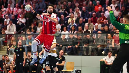 Gabriel Viana wird den TuS Ferndorf nach dem letzten Spiel gegen Essen verlassen. Gabriel Viana wird den TuS Ferndorf nach dem letzten Spiel gegen Essen verlassen.
