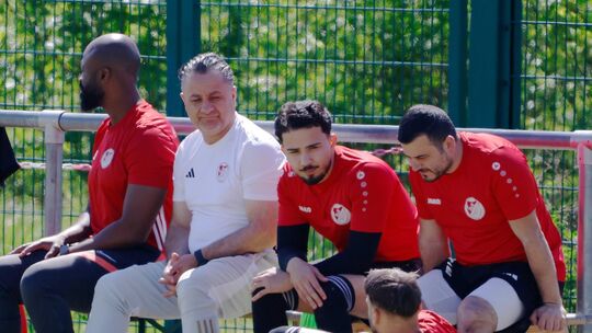 Verlässt die Bank des TuS Winzenheim: Glody Kuba (links) wird Cheftrainer bei Karadeniz Bad Kreuznach. Verlässt die Bank des TuS Winzenheim: Glody Kuba (links) wird Cheftrainer bei Karadeniz Bad Kreuznach.