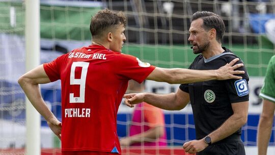 Der aus Norheim (Kreis Bad Kreuznach) stammende Schiedsrichter Patrick Kessel (rechts) war maßgeblich an der Entwicklung der sog Der aus Norheim (Kreis Bad Kreuznach) stammende Schiedsrichter Patrick Kessel (rechts) war maßgeblich an der Entwicklung der sog
