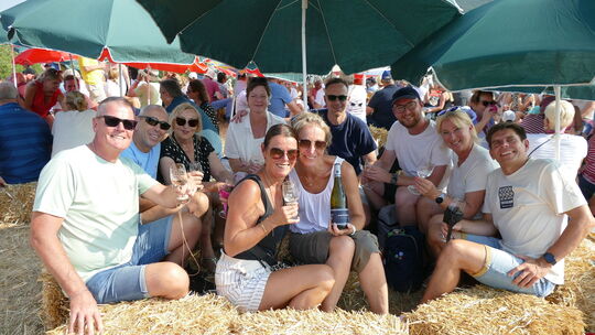 Gute Stimmung versprach das Burgunderfest. Gute Stimmung versprach das Burgunderfest.