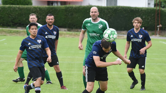 Beim AH-Turnier im Juni war der Rasen des SV Waldlaubersheim in bestem Zustand. Zwei Monate und eine extreme Trockenperiode spät Beim AH-Turnier im Juni war der Rasen des SV Waldlaubersheim in bestem Zustand. Zwei Monate und eine extreme Trockenperiode spät