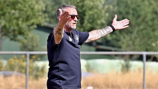 Sieht seine SG Hemmerich auf einem guten Weg: Trainer Ingo Neuhaus. Nach den ersten drei Pflichtspielen stehen zwei Siege und ei Sieht seine SG Hemmerich auf einem guten Weg: Trainer Ingo Neuhaus. Nach den ersten drei Pflichtspielen stehen zwei Siege und ei