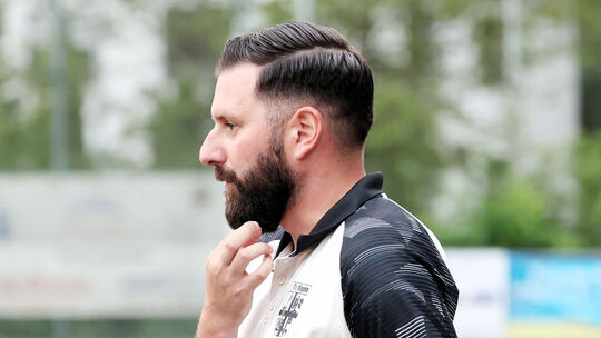 Marc Steil und sein TuS Mayen sind mit zwei Niederlagen in die Saison gestartet. Deswegen ist die Partie gegen ebenfalls noch pu Marc Steil und sein TuS Mayen sind mit zwei Niederlagen in die Saison gestartet. Deswegen ist die Partie gegen ebenfalls noch pu