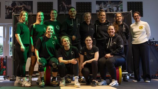 Trotz der Niederlage mit 270:391 Kilopunkten gegen die Kylltalheber Ehrang blicken die Athletic Box Lifters aus dem Westerwald z Trotz der Niederlage mit 270:391 Kilopunkten gegen die Kylltalheber Ehrang blicken die Athletic Box Lifters aus dem Westerwald z