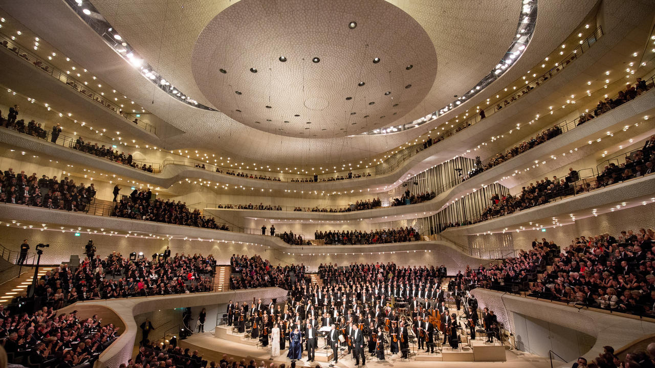 Hamburgs neues Konzerthaus Elphi, die unbarmherzige Schöne Archiv