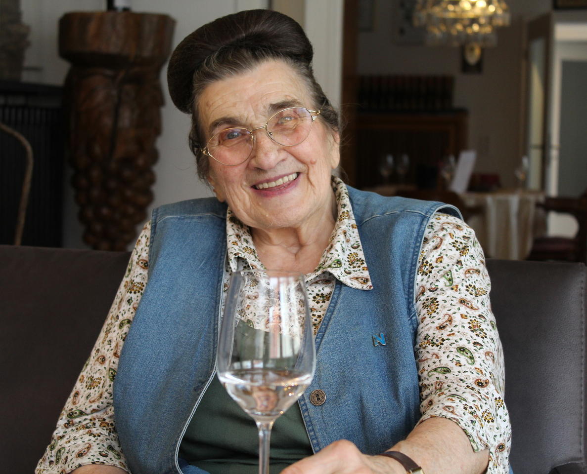 Der 83. Geburtstag: Auf ein Glas Wein mit Oma Liesel - Oeffentlicher Anzeiger Bad Kreuznach 