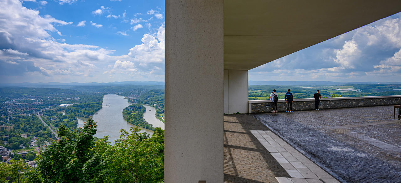 Alteste Zahnradbahn Deutschlands Bringt Besucher Von Konigswinter Den Berg Hinauf Ein Bayer Auf Rheinischem Fels Sommerserie Rheinische Landpartie Neue Touren Fur Entdecker Rhein Zeitung