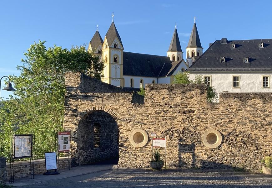 Alter Kloster Rosenkranz