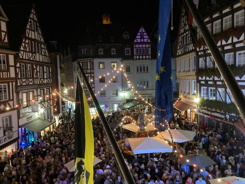 Cochemer Heimat und Weinfest der Festumzug am Sonntag Kreis Cochem