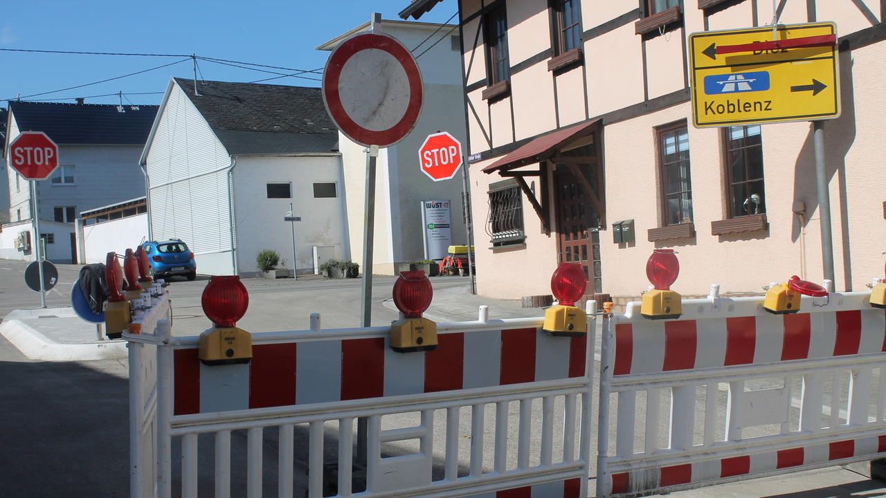 Ortsdurchfahrt in Aull: Bauarbeiten stehen kurz vor Abschluss - Rhein