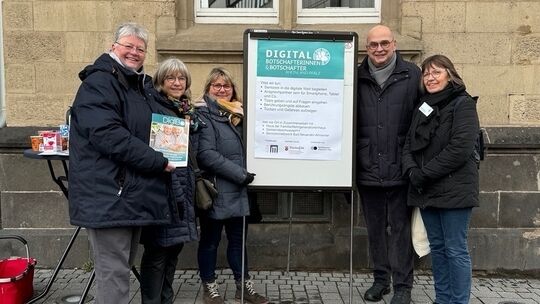 foto_smartphone_zu_weihnachten_infostand_nachbericht_01-2024 - 1