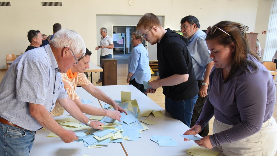 Die Stimmen sind ausgezählt. In Kürze treffen sich die Gemeinderäte zu den konstituierenden Sitzungen.  Foto: Uli Pohl