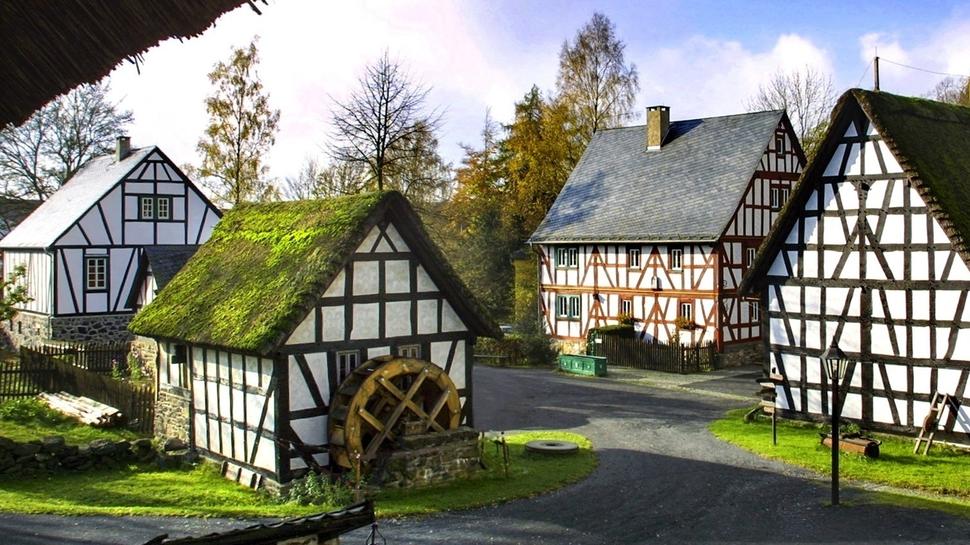 Idylle mit Programm: Zum Fest im Hachenburger Landschaftsmuseum Westerwald wird für Sonntag, 29. September, von 10 bis 17 Uhr eingeladen.  Foto: Röder-Moldenhauer