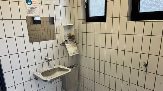 Brand in öffentl. Toilettenanlage