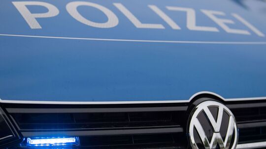 Polizei - Symbolbild Polizei - Symbolbild
