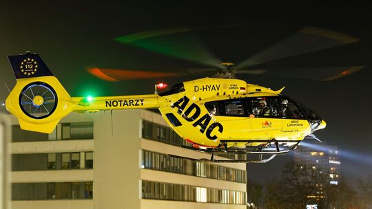 "Christoph 77" ist ein nachtflugtauglicher Rettungshelikopter. Stationiert ist er in Mainz. Das ruft die CDU in Cochem-Zell auf "Christoph 77" ist ein nachtflugtauglicher Rettungshelikopter. Stationiert ist er in Mainz. Das ruft die CDU in Cochem-Zell auf