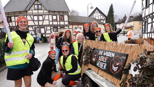 Von wegen Wilde Kerle, die Weiber können es beim Bölinger Zoch genauso. Von wegen Wilde Kerle, die Weiber können es beim Bölinger Zoch genauso.