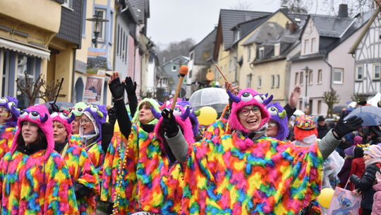 Die Musikgruppe Ramba Samba aus Elz macht in Nastätten Rambazamba. Die Musikgruppe Ramba Samba aus Elz macht in Nastätten Rambazamba.