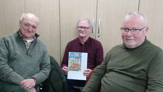 Arbeiten an einem Buch zur hundertjährigen Geschichte des Brucher Klosters, von links: Michael Lieber, Gerd Bäumer und Hans-Wern Arbeiten an einem Buch zur hundertjährigen Geschichte des Brucher Klosters, von links: Michael Lieber, Gerd Bäumer und Hans-Wern