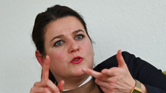 Susanne Wingertszahn, Vorsitzende des DGB Rheinland-Pfalz/Saarland, greift in ihrem Gastbeitrag aktuelle Debatten auf. Susanne Wingertszahn, Vorsitzende des DGB Rheinland-Pfalz/Saarland, greift in ihrem Gastbeitrag aktuelle Debatten auf.