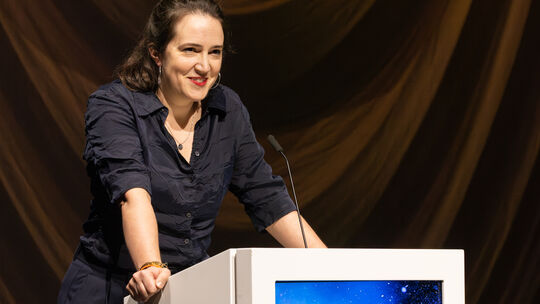 Maria Milisavljević durfte sich bei der Verleihung des Else-Lasker-Schüler-Dramatikerpreises über den mit 10.000 Euro dotierten Maria Milisavljević durfte sich bei der Verleihung des Else-Lasker-Schüler-Dramatikerpreises über den mit 10.000 Euro dotierten