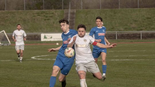 Stand erneut in der Startformation bei Eintracht Bad Kreuznach: Matti Rieß (links). Stand erneut in der Startformation bei Eintracht Bad Kreuznach: Matti Rieß (links).