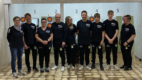 Die Bezirksmeisterschaft im Blasrohrschießen wurde am Samstag im Schützenverein Leuzbach-Bergenhausen ausgetragen. Demnächst ste Die Bezirksmeisterschaft im Blasrohrschießen wurde am Samstag im Schützenverein Leuzbach-Bergenhausen ausgetragen. Demnächst ste