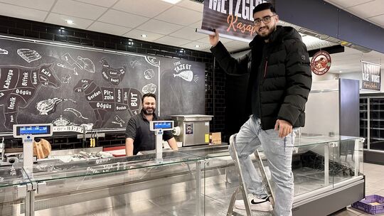 Süleyman Calisir und Muhammed Olhan stecken mitten in den Vorbereitungen: Anfang April wollen sie in Ransbach-Baumbach den Super Süleyman Calisir und Muhammed Olhan stecken mitten in den Vorbereitungen: Anfang April wollen sie in Ransbach-Baumbach den Super