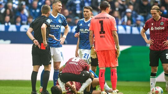 FC Schalke 04 - Hannover 96 FC Schalke 04 - Hannover 96