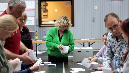 Auch in Gladbach wurden am Sonntag Stimmen ausgezählt. Auch in Gladbach wurden am Sonntag Stimmen ausgezählt.