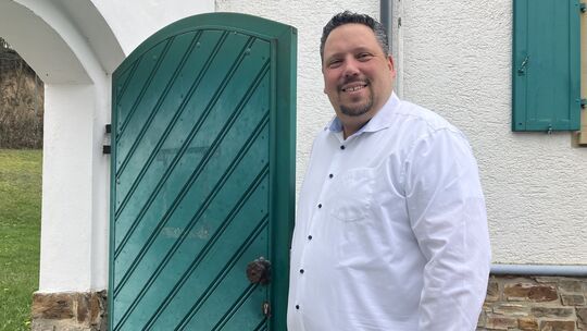 Die grüne Tür zum Hof seines Büros wird Andreas Birtel in den kommenden fünf Jahren deutlich seltener öffnen und schließen. Aber Die grüne Tür zum Hof seines Büros wird Andreas Birtel in den kommenden fünf Jahren deutlich seltener öffnen und schließen. Aber