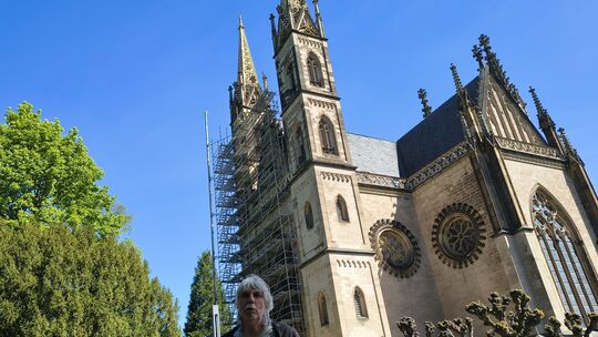 Freut sich, dass es mit der Sanierung der Apollinariskirche voran geht: Erhard Wacker, Vorsitzender der Stiftung Wallfahrtskirch Freut sich, dass es mit der Sanierung der Apollinariskirche voran geht: Erhard Wacker, Vorsitzender der Stiftung Wallfahrtskirch