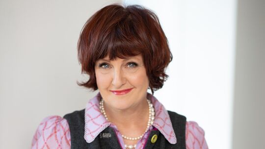 "Dear Britain" lautet der Titel des neuen Buchs, in dem die langjährige ARD-Korrespondentin in London, Annette Dittert, ihre Les "Dear Britain" lautet der Titel des neuen Buchs, in dem die langjährige ARD-Korrespondentin in London, Annette Dittert, ihre Les