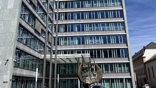 Das rheinland-pfälzische Bildungsministerium in Mainz bekommt eine neue Führung. Das rheinland-pfälzische Bildungsministerium in Mainz bekommt eine neue Führung.