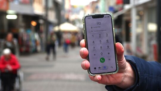 Wer in Bad Kreuznach und Umgebung den Notruf wählt, landet bei der Integrierten Leitstelle in Mainz. Dort soll in einem Großproj Wer in Bad Kreuznach und Umgebung den Notruf wählt, landet bei der Integrierten Leitstelle in Mainz. Dort soll in einem Großproj