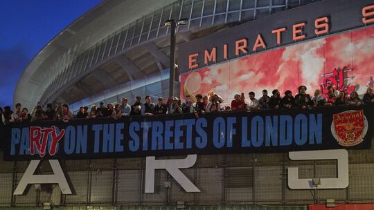 «Party auf Londons Straßen»: Arsenal feiert den Meistertitel «Party auf Londons Straßen»: Arsenal feiert den Meistertitel