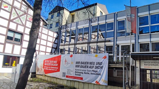 Viele Menschen stellen sich die Frage, wann das Seniorenheim St. Maria-Josef in Ahrweiler wiedereröffnet wird und wann die erste Viele Menschen stellen sich die Frage, wann das Seniorenheim St. Maria-Josef in Ahrweiler wiedereröffnet wird und wann die erste