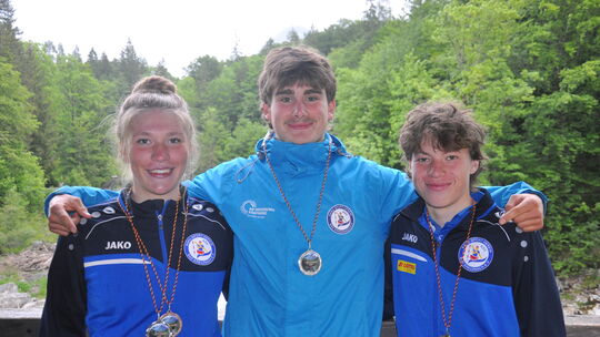 Beim Deutschland-Cup in Österreich in der Erfolgsspur: die KSVler (von links) Katharina Neßelträger, Tarek Lemler und Ron Bahman Beim Deutschland-Cup in Österreich in der Erfolgsspur: die KSVler (von links) Katharina Neßelträger, Tarek Lemler und Ron Bahman