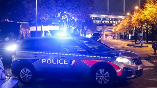 Ausschreitungen vor Pokalfinale – 65 Festnahmen in Paris Ausschreitungen vor Pokalfinale – 65 Festnahmen in Paris