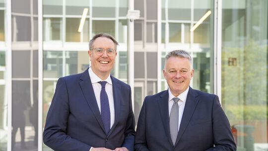 Der nun wieder verworfene Lotto-Posten war offenbar Teil der Koalitionsvereinbarungen zwischen Gordon Schnieder (CDU) und Alexan Der nun wieder verworfene Lotto-Posten war offenbar Teil der Koalitionsvereinbarungen zwischen Gordon Schnieder (CDU) und Alexan