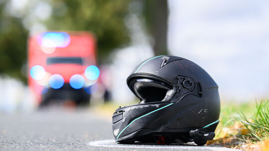 Auf der L255 zwischen Neustadt und Wiedmühle kam es am Pfingstmontag zu einem schweren Unfall zwischen einem Motorradfahrer mit Auf der L255 zwischen Neustadt und Wiedmühle kam es am Pfingstmontag zu einem schweren Unfall zwischen einem Motorradfahrer mit