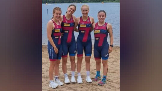 Das Zweitligateam des SRL Triathlon Koblenz in Freilingen mit (von links) Lynn Bandmann, Hanna Urban, Sophie Schmitz uns Leonie Das Zweitligateam des SRL Triathlon Koblenz in Freilingen mit (von links) Lynn Bandmann, Hanna Urban, Sophie Schmitz uns Leonie